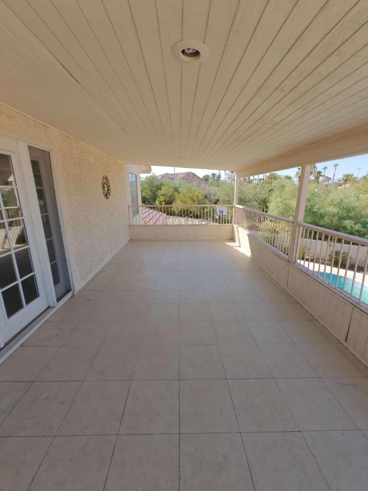 The Strip Is Just Around The Corner! Newly Renovated Luxury Modern Minimalist Villa With Large Pool! 라스베이거스 외부 사진