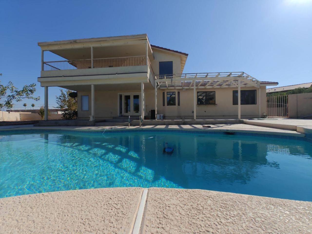 The Strip Is Just Around The Corner! Newly Renovated Luxury Modern Minimalist Villa With Large Pool! 라스베이거스 외부 사진